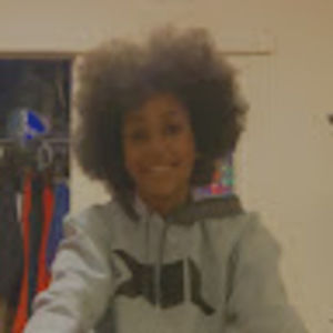 Meet your Posher, Layla